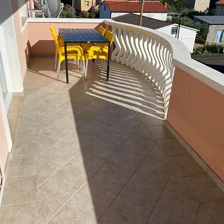 Modern With Wonderful View Apartament