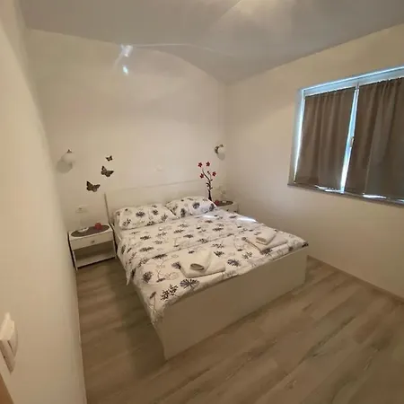 Modern With Wonderful View Vrsi