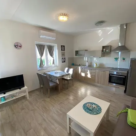 Modern With Wonderful View * Vrsi