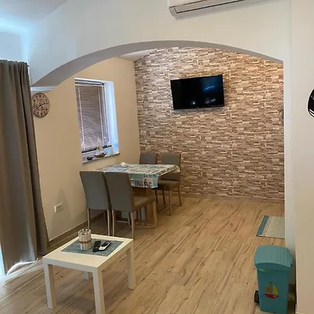 Modern With Wonderful View * Vrsi